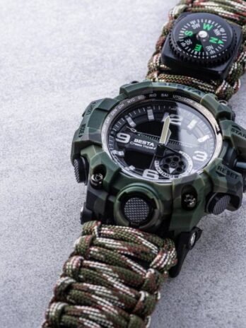 водостійкий тактичний годинник Besta Military з компасом