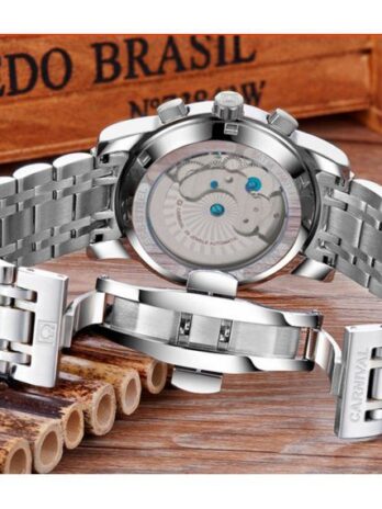 механічний годинник Carnival First