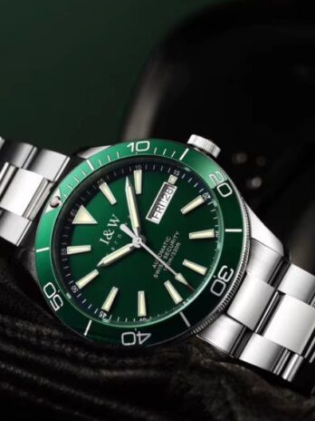 механічний годинник Carnival Diver 10 Bar