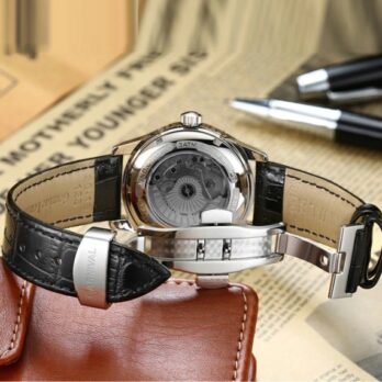 механічний годинник Carnival Flagman