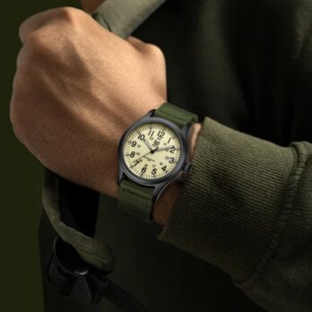 тактичний годинник Besta Command Green