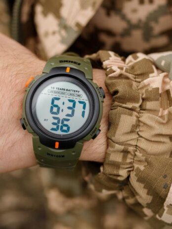 тактичний годинник Skmei Neon 10 Bar