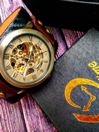 механічний годинник Winner Salvador