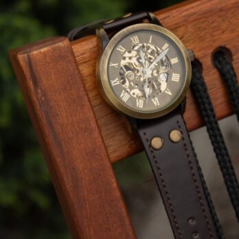 механічний годинник Winner Salvador