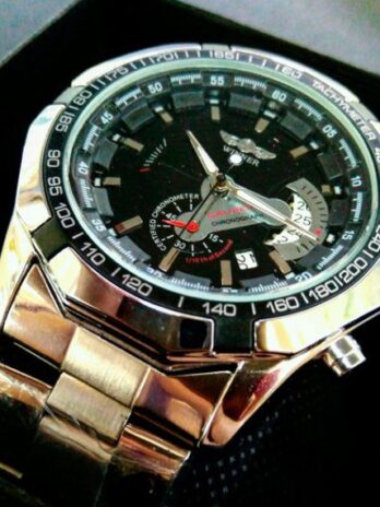 механічний годинник Winner Titanium