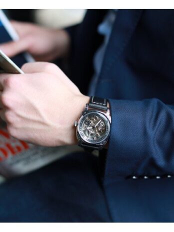 механічний годинник WishDoIt Baron